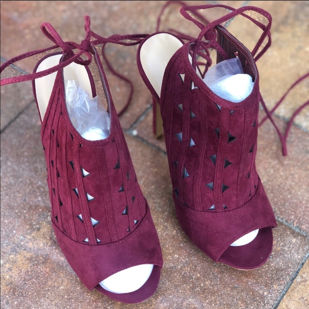 Shoe Dazzle Rachel heels NIB